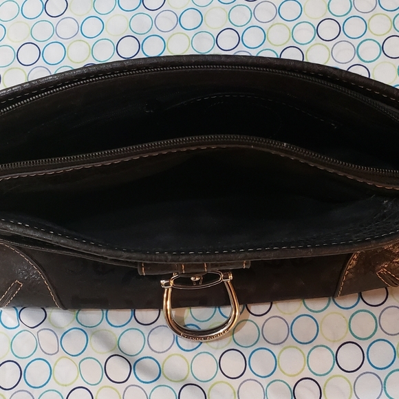 Meet your Posher, Joanne - Picture 3 of 6